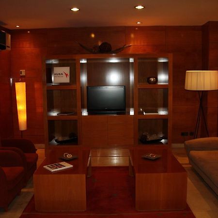 Hotel Pedralbes Barselona Oda fotoğraf