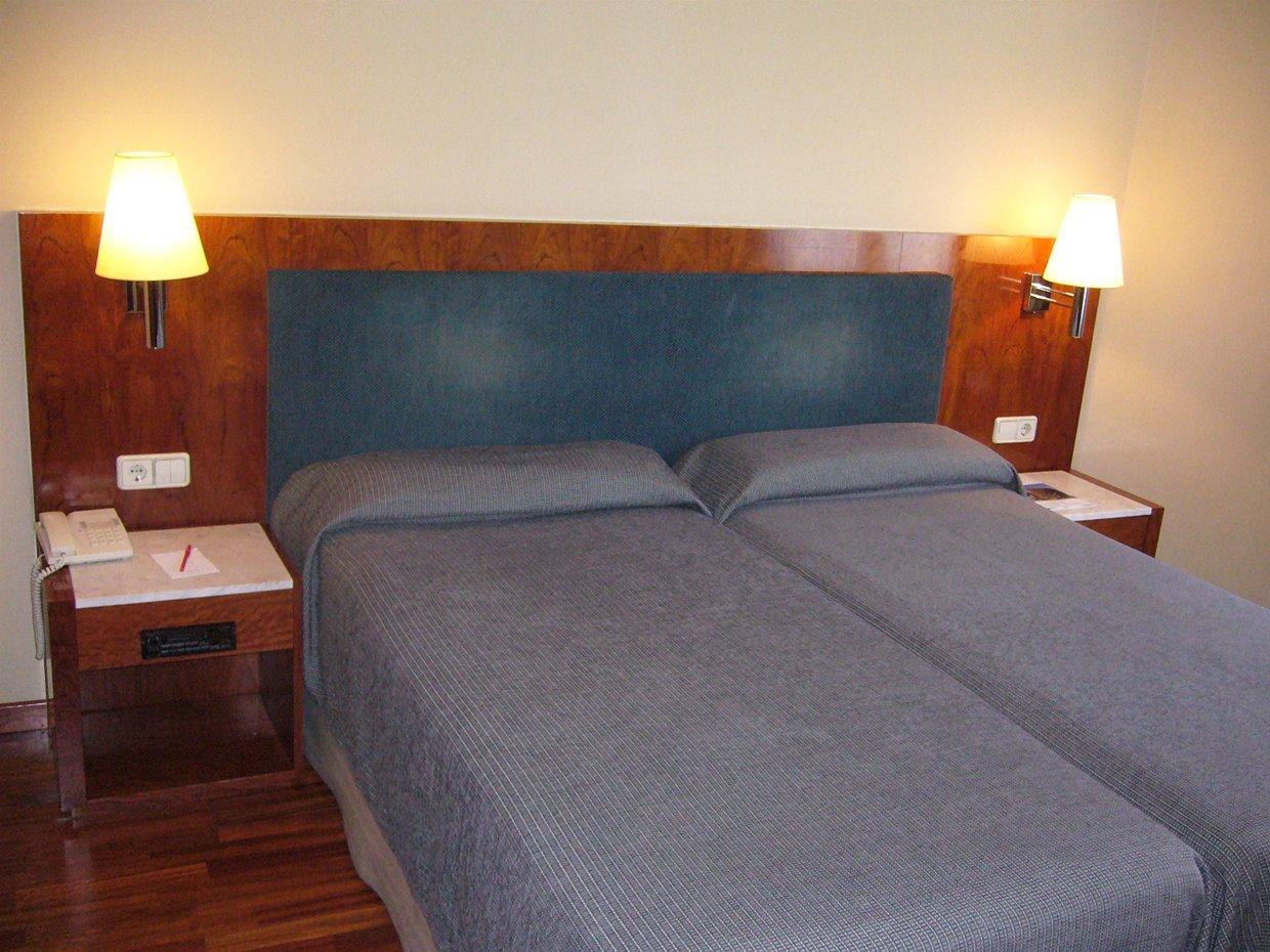 Hotel Pedralbes Barselona Oda fotoğraf