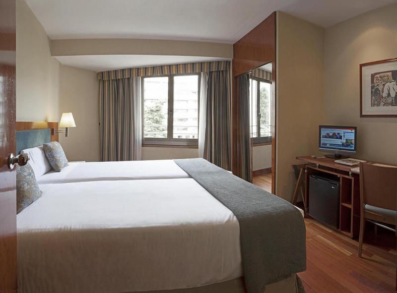 Hotel Pedralbes Barselona Dış mekan fotoğraf