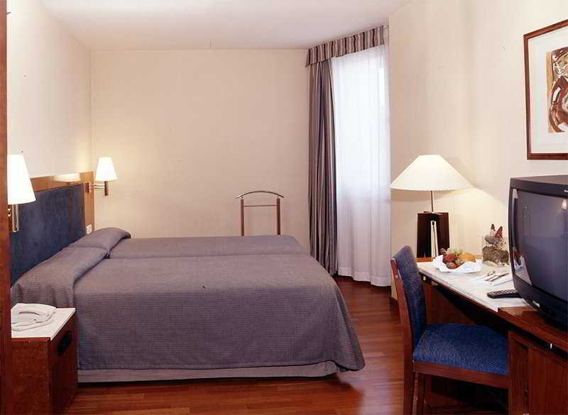Hotel Pedralbes Barselona Dış mekan fotoğraf